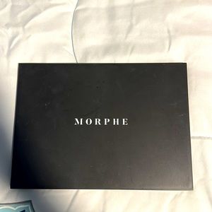 Morphe Eyeshadow Palette.
